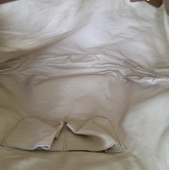 Gucci Beige and Brown Shoulder Bag with Green and Red Stripes - Picture 14 of 16